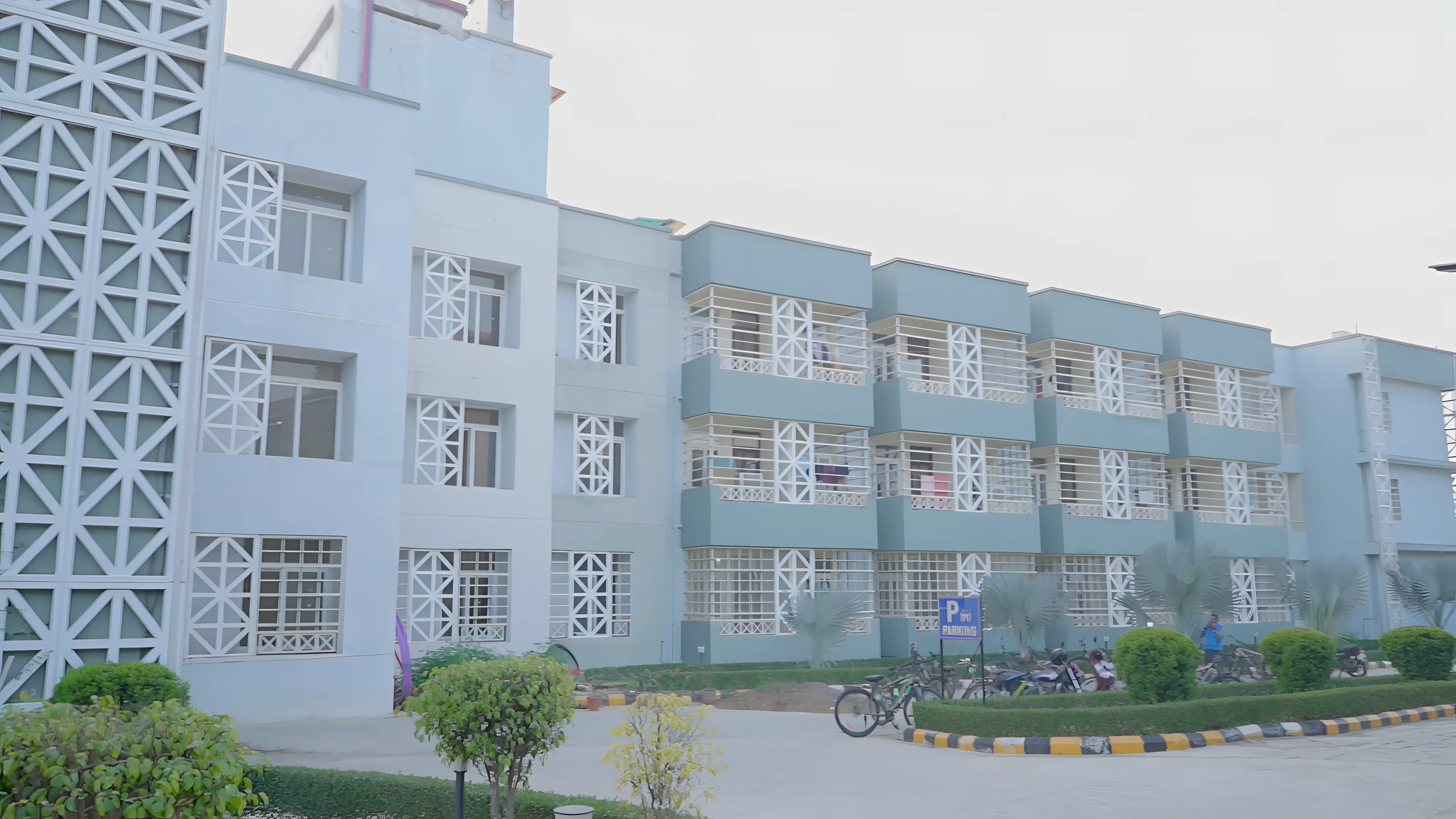 IIM Lucknow academic infrastructure photo 11